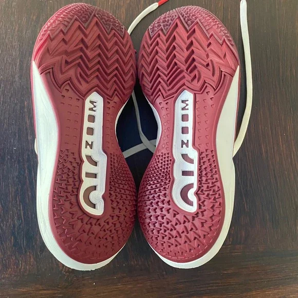 12.5‎ Nike Zoom GT Cut 2 "Sisterhood" White Gold Maroon Basketball Preowned FLAW - Picture 10 of 10